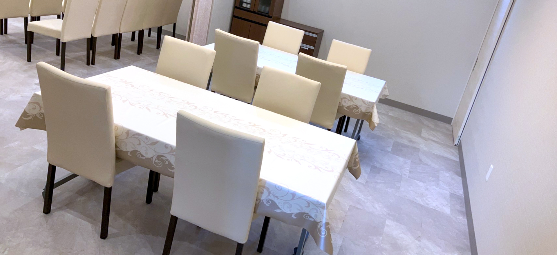 家族葬のディアネス 厚別西 札幌の葬儀場  厚別西の内観写真