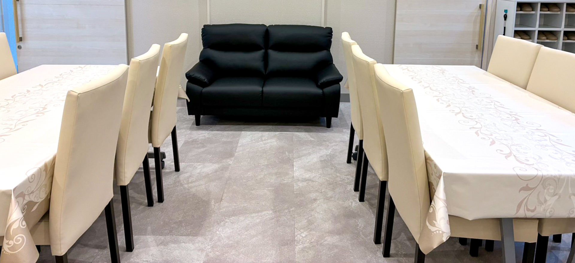 家族葬のディアネス 江別高砂 江別の葬儀場 江別高砂の内観写真